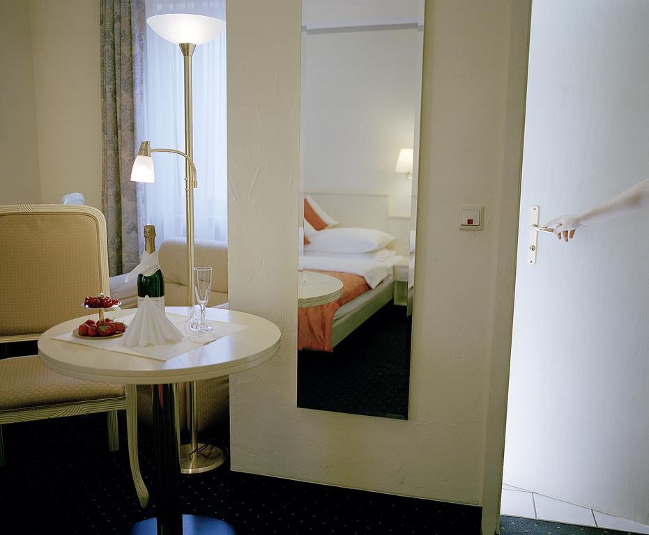 Hotel Dalberg Aschaffenburg Pokój zdjęcie